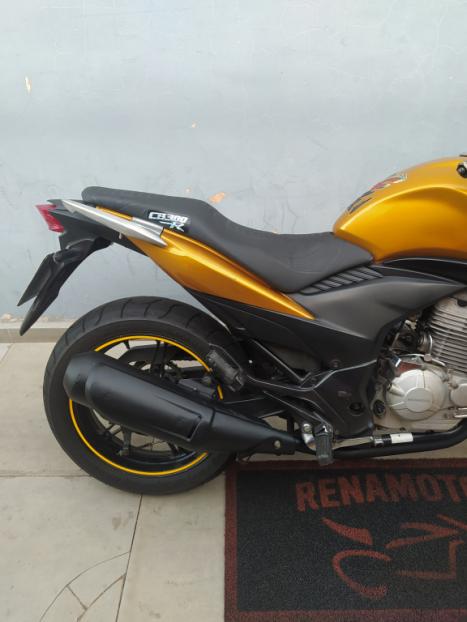 HONDA CB 300 R STD, Foto 6