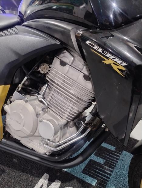 HONDA CB 300 R STD, Foto 4