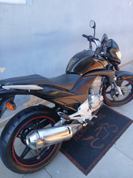 HONDA CB 300 R STD, Foto 10
