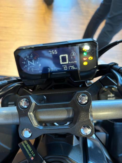 HONDA CB 650 R ABS, Foto 8