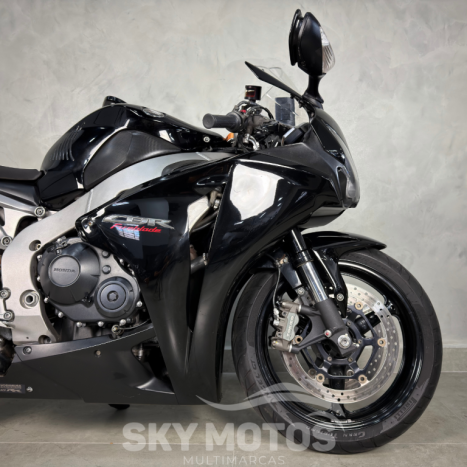 HONDA CBR 1000 RR FIRE BLADE, Foto 2