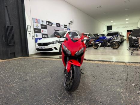HONDA CBR 1000 RR FIRE BLADE, Foto 2