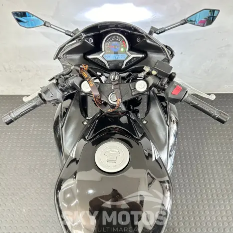 HONDA CBR 250 R, Foto 10