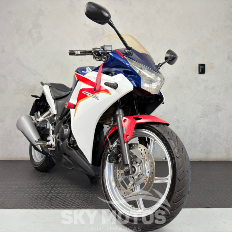 HONDA CBR 250 R, Foto 4