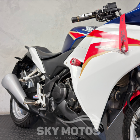 HONDA CBR 250 R, Foto 6