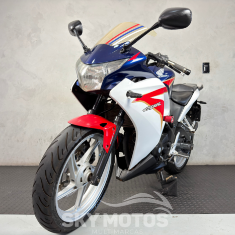 HONDA CBR 250 R, Foto 14