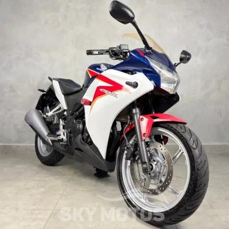 HONDA CBR 250 R, Foto 4