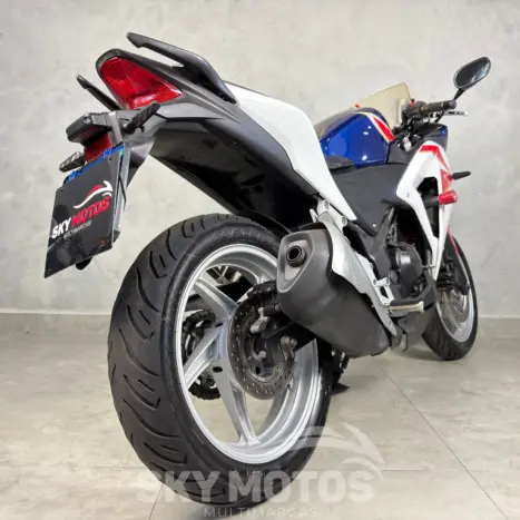 HONDA CBR 250 R, Foto 7