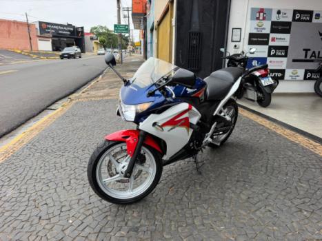 HONDA CBR 250 R, Foto 3