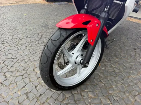 HONDA CBR 250 R, Foto 11