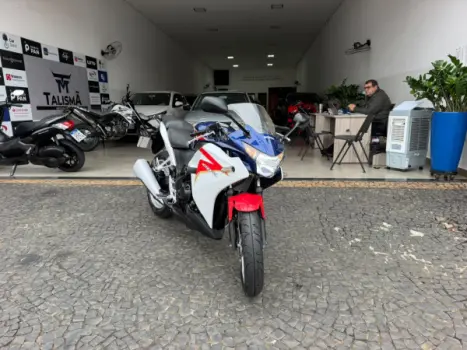 HONDA CBR 250 R, Foto 12