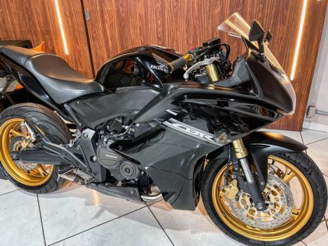HONDA CBR 600 F , Foto 3
