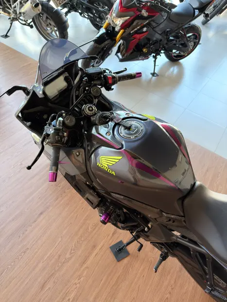 HONDA CBR 650 R ABS, Foto 4