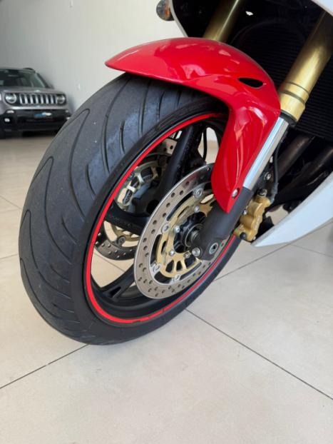 HONDA CBR 900 RR FIRE BLADE, Foto 5