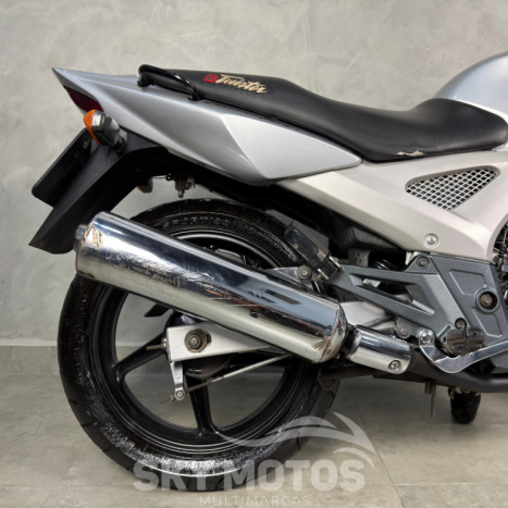 HONDA CBX Twister 250 , Foto 2