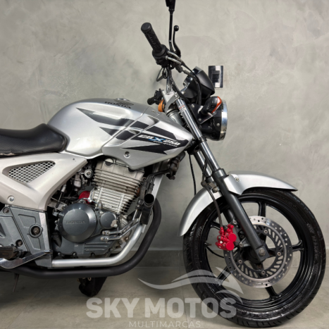 HONDA CBX Twister 250 , Foto 3