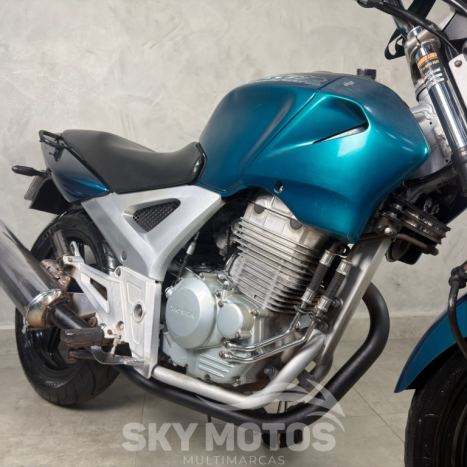 HONDA CBX Twister 250 , Foto 6