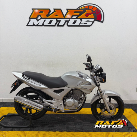 HONDA CBX Twister 250 , Foto 2