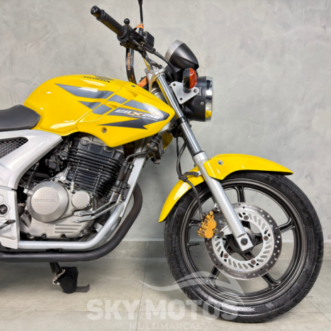 HONDA CBX Twister 250 , Foto 3