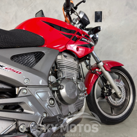 HONDA CBX Twister 250 , Foto 8