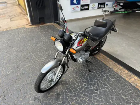 HONDA CG 125 TITAN KS, Foto 3