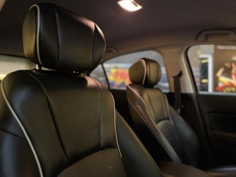 HONDA City Hatch 1.5 16V 4P FLEX TOURING AUTOM�TICO CVT, Foto 7