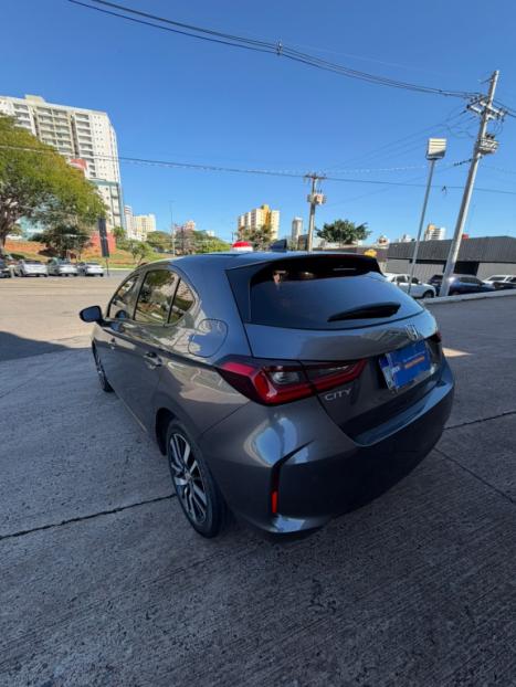 HONDA City Hatch 1.5 16V 4P FLEX TOURING AUTOM�TICO CVT, Foto 4