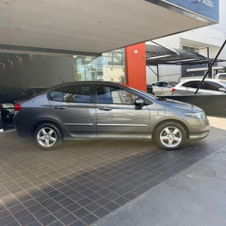 HONDA City Sedan 1.5 16V 4P LX FLEX AUTOMÁTICO, Foto 3 HONDA City Sedan 1.5 16V 4P LX FLEX AUTOMÁTICO, Foto 3