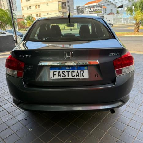 HONDA City Sedan 1.5 16V 4P LX FLEX AUTOMÁTICO, Foto 8 HONDA City Sedan 1.5 16V 4P LX FLEX AUTOMÁTICO, Foto 8