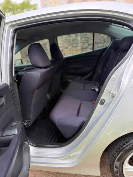 HONDA City Sedan , Foto 10