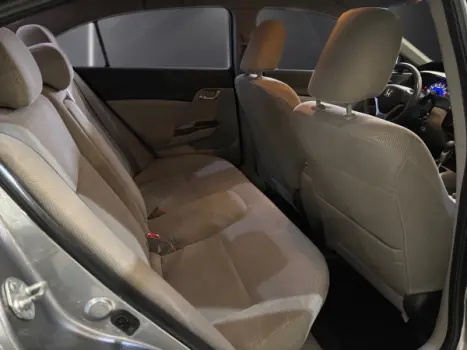 HONDA Civic 1.8 16V 4P FLEX LXS AUTOMTICO, Foto 11