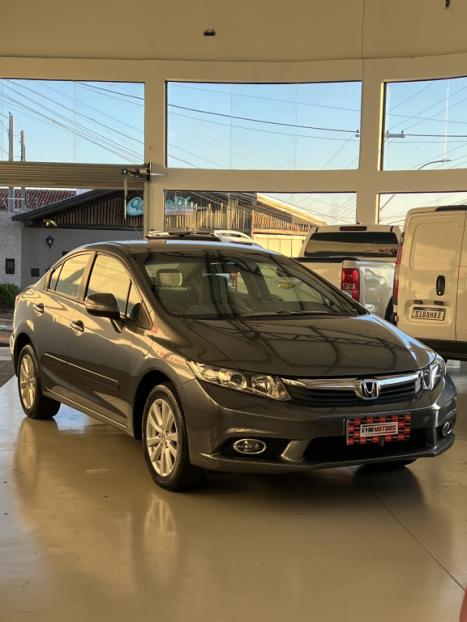 HONDA Civic 1.8 16V 4P FLEX LXS AUTOMTICO, Foto 2