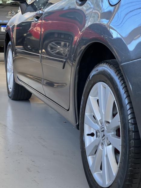 HONDA Civic 1.8 16V 4P FLEX LXS AUTOMTICO, Foto 12