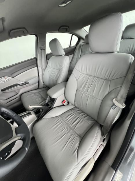 HONDA Civic 1.8 16V 4P FLEX LXS AUTOM�TICO, Foto 12