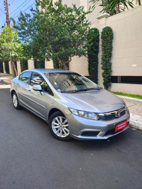 HONDA Civic 1.8 16V 4P FLEX LXS AUTOM�TICO, Foto 1