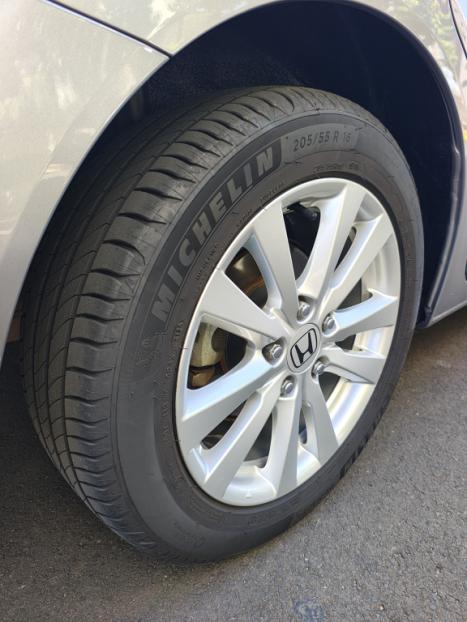 HONDA Civic 1.8 16V 4P FLEX LXS AUTOM�TICO, Foto 13