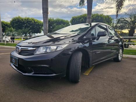 HONDA Civic 1.8 16V 4P FLEX LXS AUTOM�TICO, Foto 2