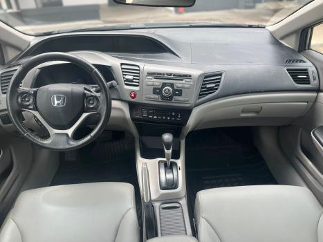 HONDA Civic 1.8 16V 4P FLEX LXS AUTOM�TICO, Foto 8