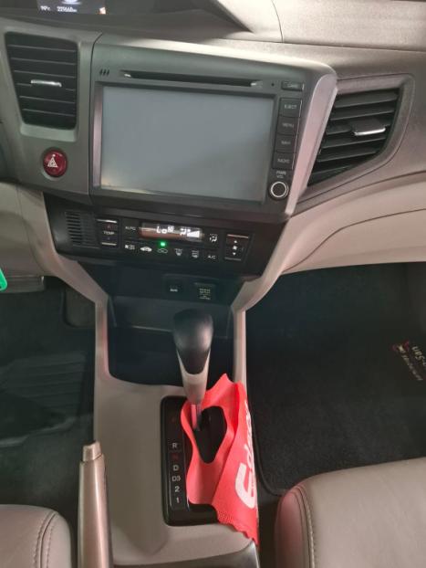 HONDA Civic 1.8 16V 4P FLEX LXS AUTOM�TICO, Foto 17