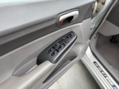 HONDA Civic 1.8 16V 4P FLEX LXS AUTOM�TICO, Foto 12