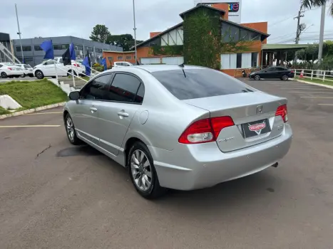 HONDA Civic 1.8 16V 4P FLEX LXL AUTOM�TICO, Foto 9