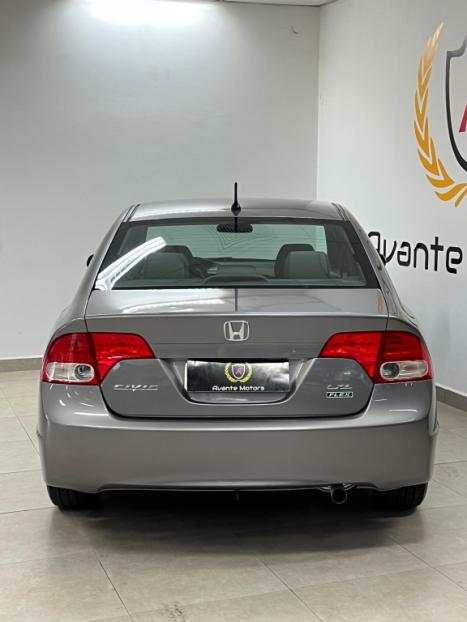 HONDA Civic 1.8 16V 4P FLEX LXL SE, Foto 2