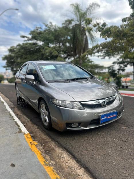 HONDA Civic 1.8 16V 4P FLEX LXS, Foto 2