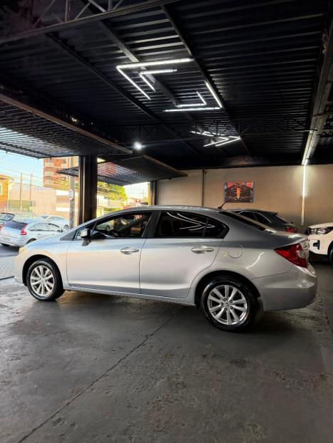 HONDA Civic 1.8 16V 4P FLEX LXS, Foto 6