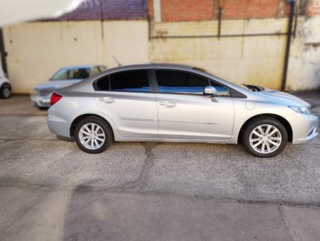 HONDA Civic 1.8 16V 4P FLEX LXS AUTOM�TICO, Foto 4