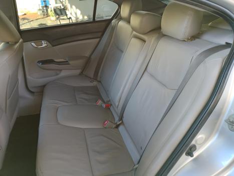 HONDA Civic 1.8 16V 4P FLEX LXS AUTOM�TICO, Foto 13