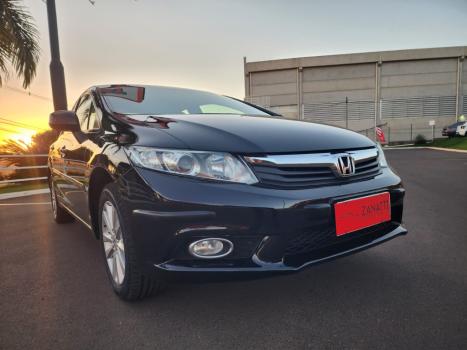 HONDA Civic 1.8 16V 4P FLEX LXS AUTOM�TICO, Foto 2