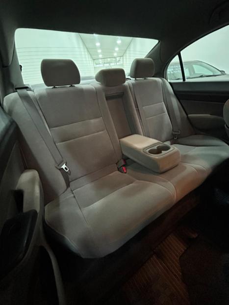 HONDA Civic 1.8 16V 4P FLEX LXS, Foto 18