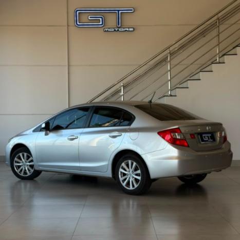 HONDA Civic 1.8 16V 4P LXS AUTOMÁTICO, Foto 2