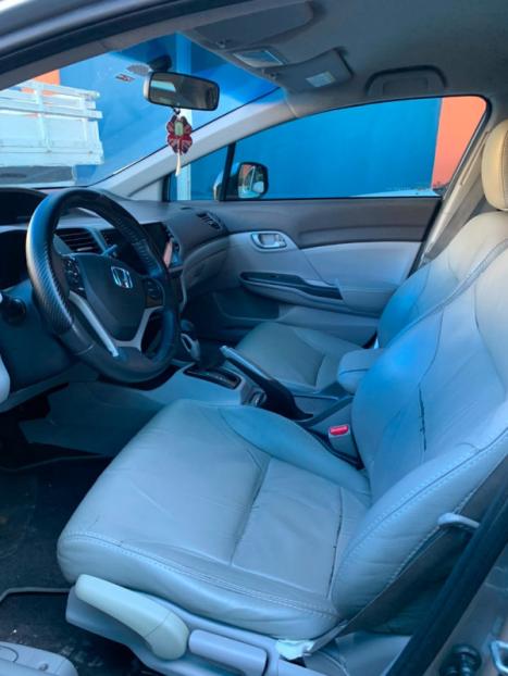 HONDA Civic 1.8 16V 4P FLEX LXS AUTOM�TICO, Foto 3